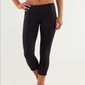 Lululemon Wunder Under Crops